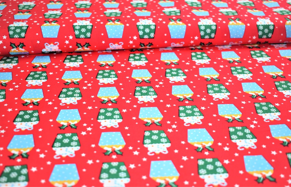 Red Cotton Christmas Cupcakes